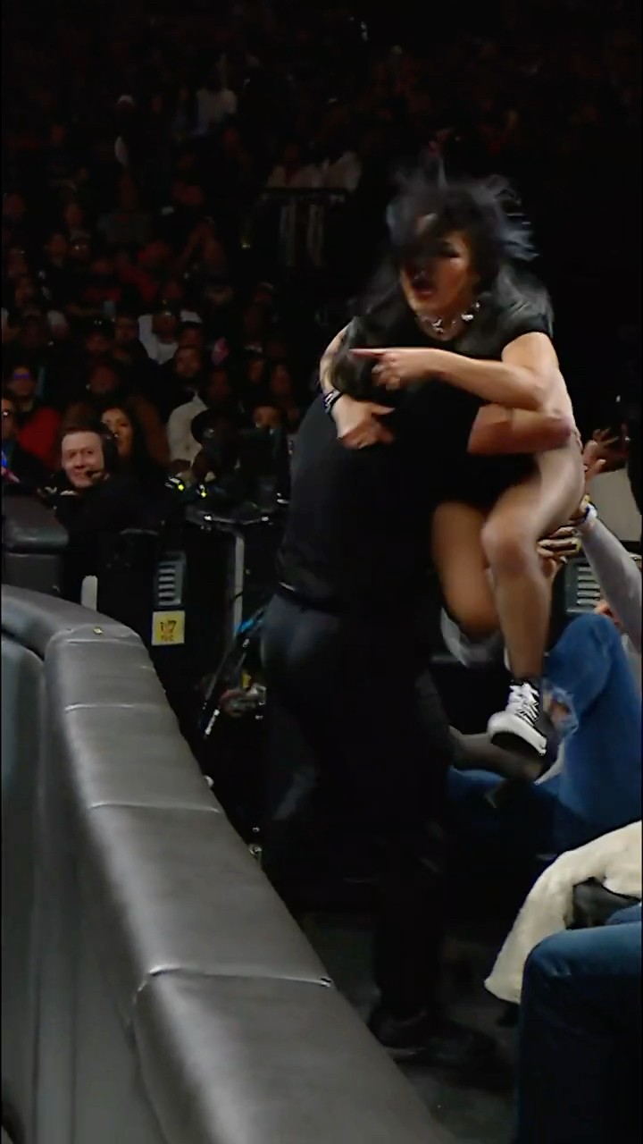 C’mon security… LET THEM COOK ? #RawOnNetflix #WWERaw